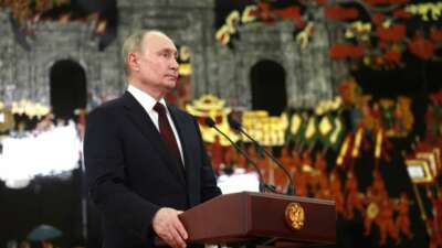 Putin’den ordudaki asker sayısını artırma emri