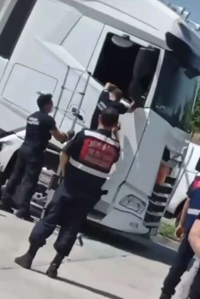 Bursa’da tır şoförü sevkiyat yaparken öldü, 2 gün sonra bulundu