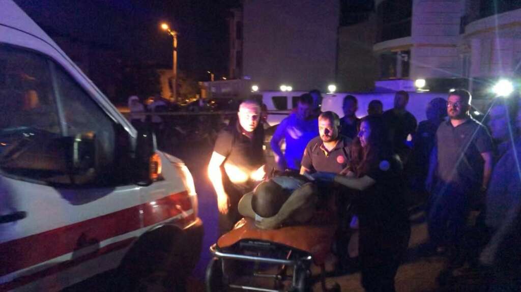 Tarla meselesi kanlı bitti Tarla meselesi kanlı bitti