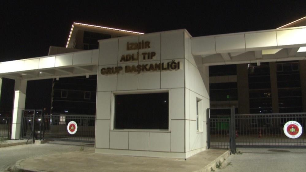 İki çocuk otel odasında ölü bulundu