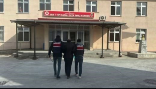 Van’da değişik suçlardan 14 kişi tutuklandı Van’da değişik suçlardan 14 kişi tutuklandı