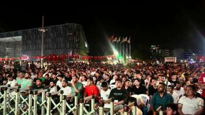 Milli Takımı heyecanı, Bursalılar meydanlarda coştu