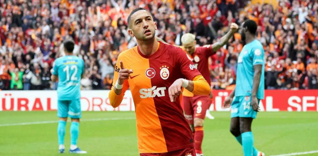 Galatasaray, Hakim Ziyech ile sözleşme imzaladı