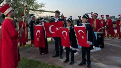 Bursa’da depremzede çocuklara sünnet töreni