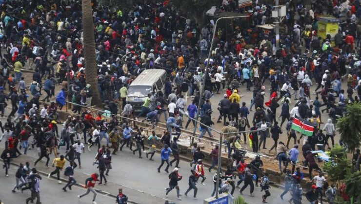 Kenya’da vergi protestosu: Parlamento binası ateşe verildi, çok sayıda ölü var