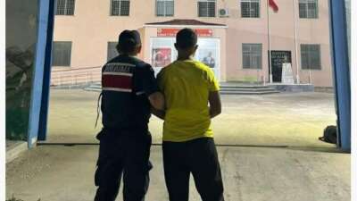 Cinsel istismar suçundan aranan şahsı jandarma yakaladı