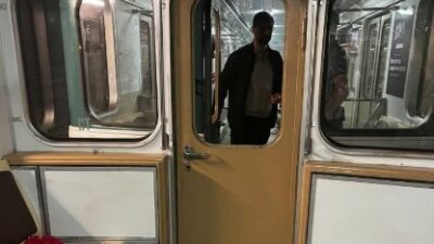 Moskova’da metro arızası: 171 yolcu tünelden yürüyerek çıktı