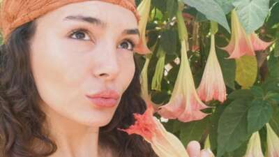 Ünlü oyuncu Ebru Şahin’den Fas pozları