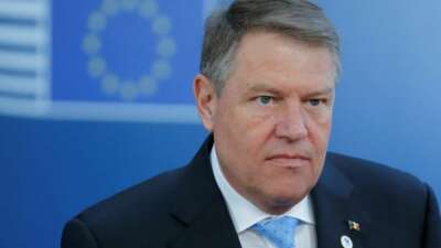 Romanya Cumhurbaşkanı Iohannis, NATO Genel Sekreterliği adaylığından çekildi