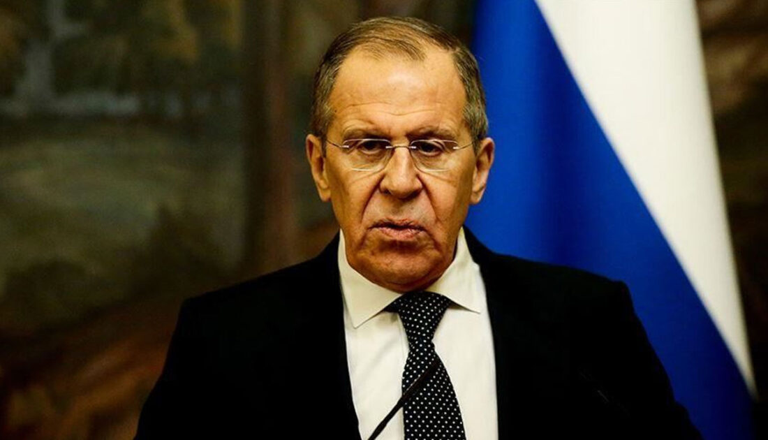 Lavrov: Ukrayna’daki Fransız askeri meşru bir hedeftir