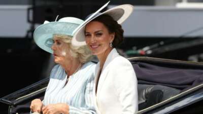 Kate Middleton ortaya çıktı