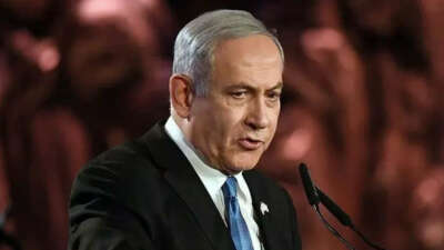 İsrail Başbakanı Netanyahu savaş kabinesini dağıttı