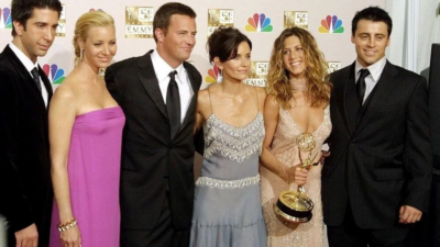 Jennifer Aniston gözyaşlarını tutamadı