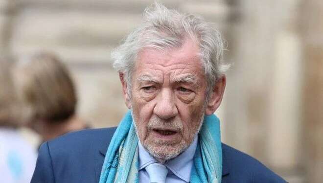 Sahnede düşmüştü: Ian McKellen rol aldığı oyuna hemen dönemeyecek