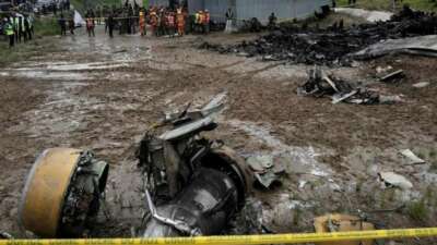 Nepal’deki uçak kazasında 18 kişi öldü, tek kurtulan pilot oldu