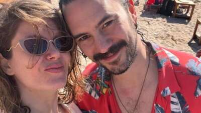 Burcu Biricik ile Emre Yetkin’in bebek heyecanı büyüyor