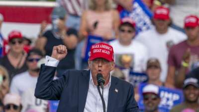 ABD Yüksek Mahkemesi’nden, Trump’a mutlak dokunulmazlık