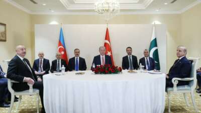 Erdoğan, Aliyev ve Şerif ile bir araya geldi