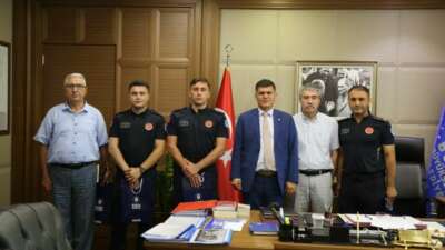 Bursa Büyükşehir’den ‘can dostu’ kurtaran itfaiye personeline teşekkür