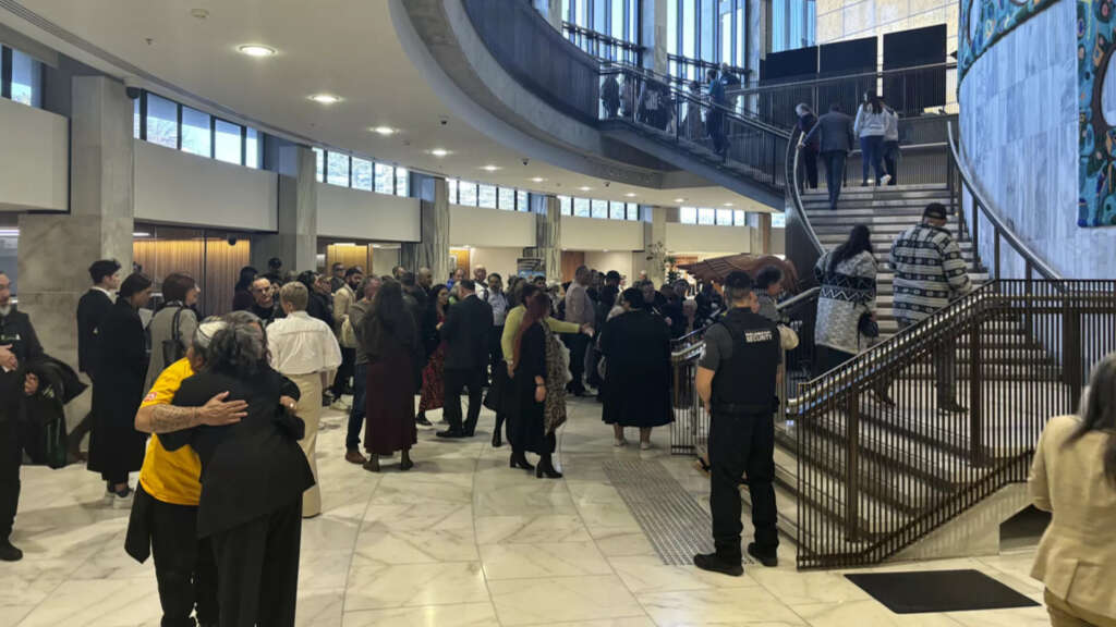 Akıl almaz olay! 200.000 çocuk istismara uğradı