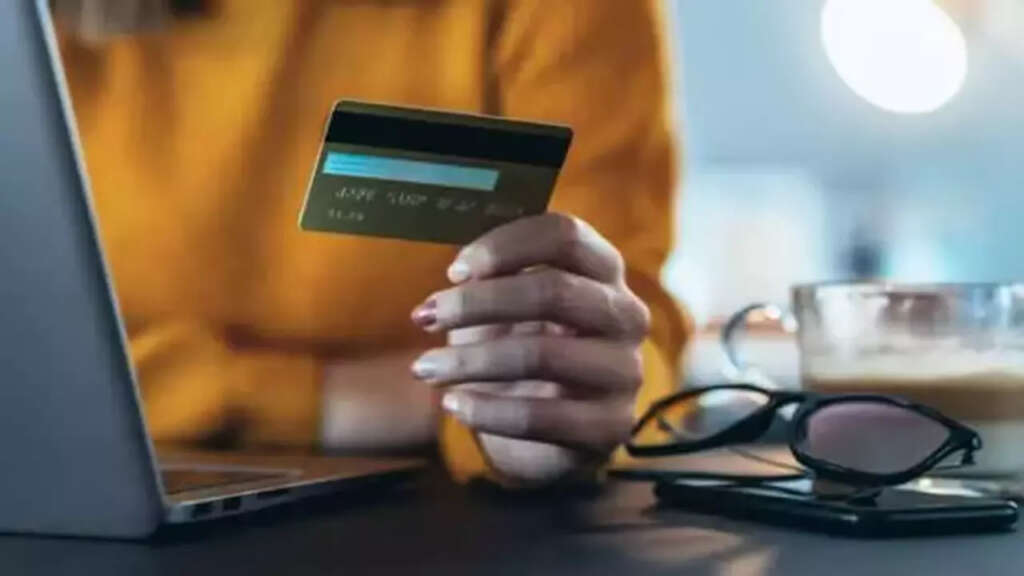 Dikkat! Kredi karıntınızdan izinsiz para çekilebilir, bu uygulamaları hemen silin
