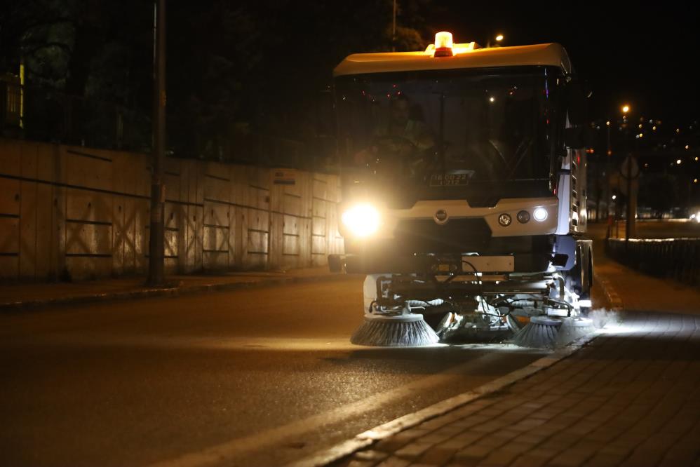 Daha temiz bir Bursa için gece mesaisi