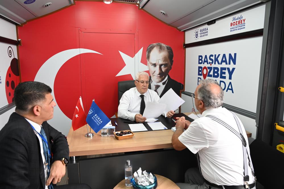 Türkiye’de bir ilk! Bozbey makamını ilçelere taşıdı