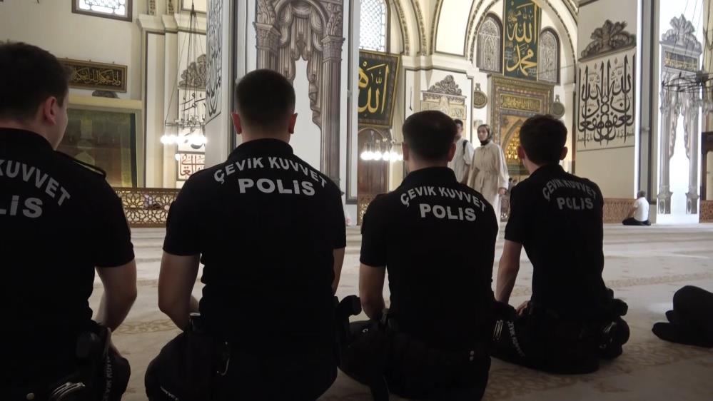 15 Temmuz Şehitleri için Ulucamii’de Kuran-ı Kerim okundu