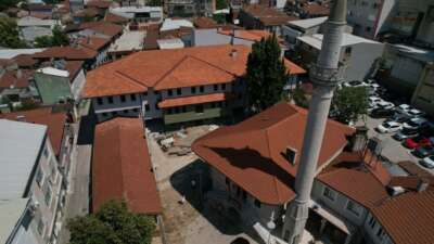 Bursa’nın manevi mekanı yeni binasına kavuşuyor