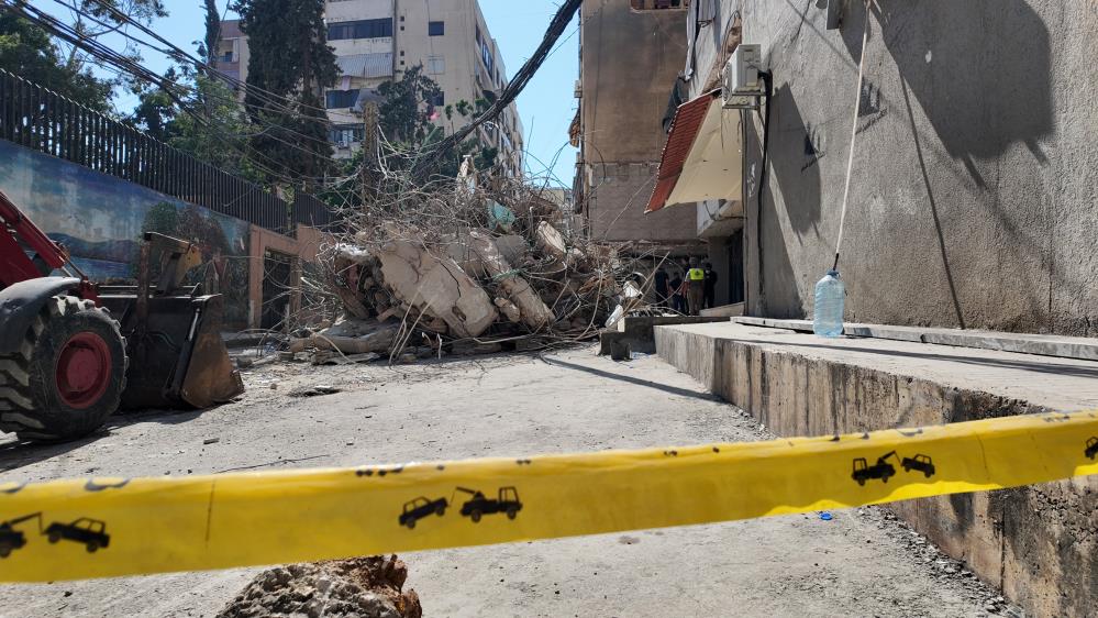 İsrail’in Beyrut’ta vurduğu bina görüntülendi