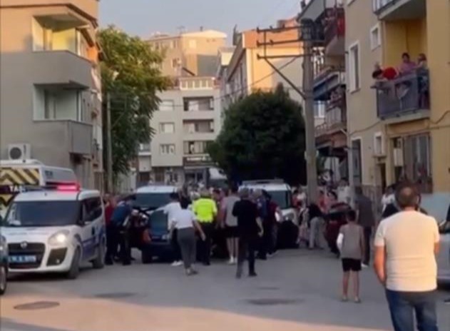 Bursa’da komşu kavgasını polis ayırdı!