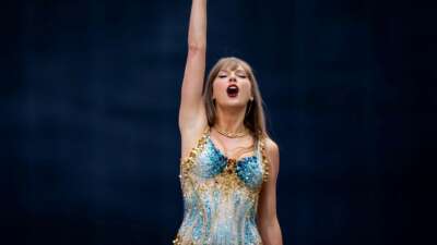 Taylor Swift’in sapığı konserde yakalandı!