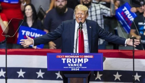 ABD Başkan Adayı Trump’tan suikast girişimi sonrası ilk seçim mitingi: Demokrasi için kurşun yedim