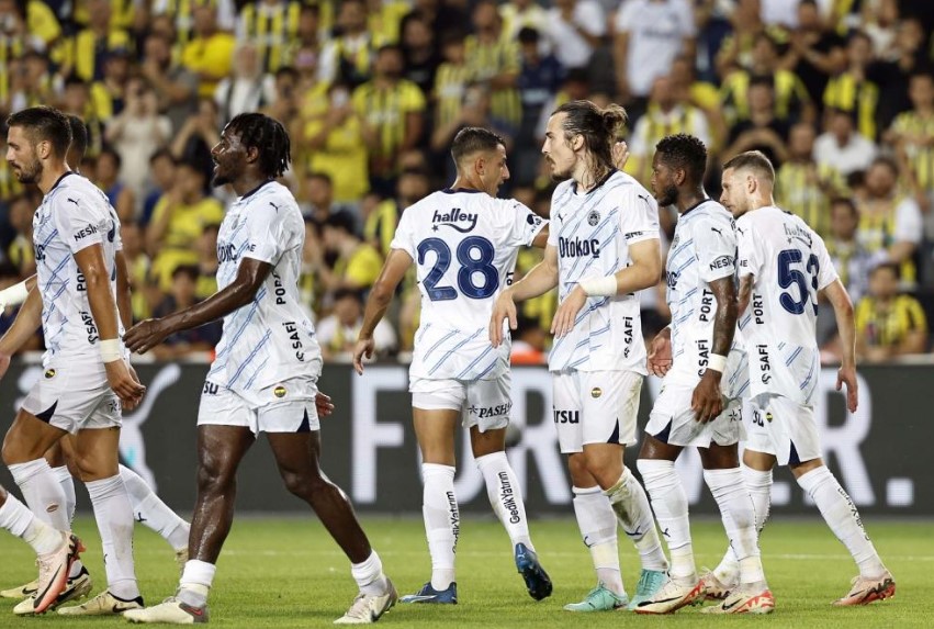 Mourinho yönetimindeki Fenerbahçe, ilk resmi maçını İsviçre’de oynayacak