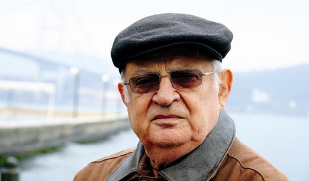 Afşar Timuçin yaşamını yitirdi