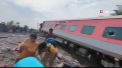 Hindistan’da yolcu treni raydan çıktı: 2 ölü, 20 yaralı