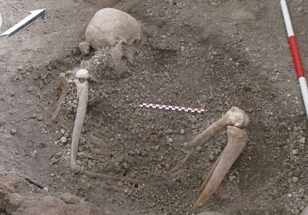 2 bin yıllık Pompeii gizemi: Patlamadan kurtulan depreme yakalanmış!