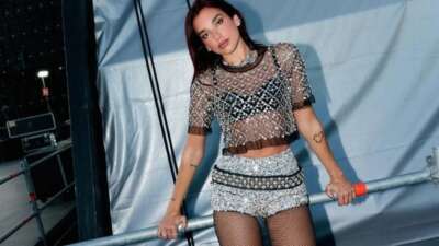 Dua Lipa’nın kazancı dudak uçuklattı!