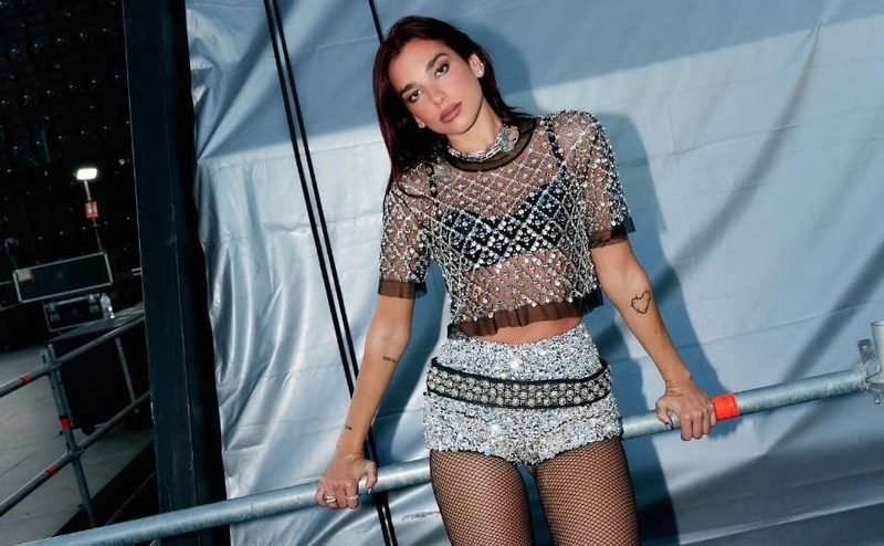 Dua Lipa’nın kazancı dudak uçuklattı!
