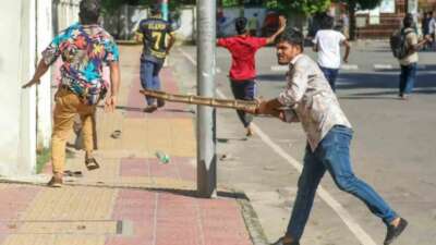 Bangladeş’teki öğrenci protestolarında can kaybı 50’ye yükseldi