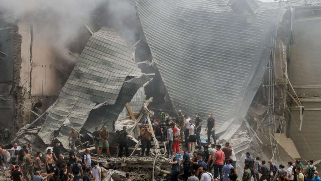 Rusya’nın Kiev’i vurduğu saldırıda can kaybı 38’e yükseldi