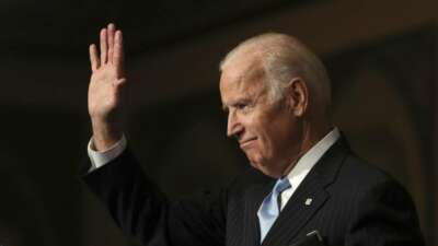 Almanya’dan Biden’a “Liyakat Nişanı”