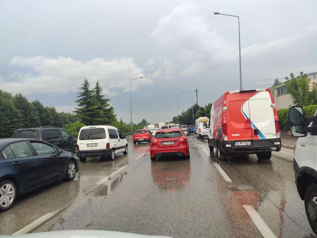Bursa Büyükşehir’den ‘trafiğe çıkmayın’ uyarısı!