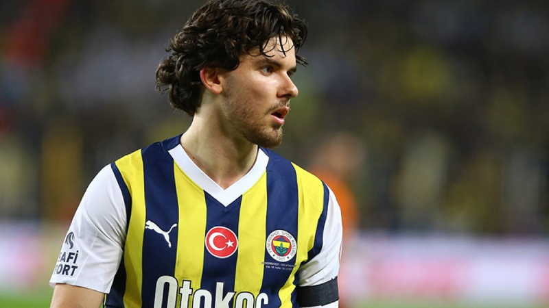 Ferdi Kadıoğlu, sakatlığı nedeniyle Lille maçı kadrosundan çıkarıldı