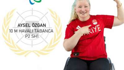 Bursa Büyükşehir Belediyesporlu Aysel Özgan’dan gümüş madalya