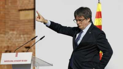 Katalan lider Puigdemont, polise yakalanmadan Belçika’ya döndü