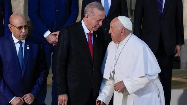 Erdoğan’dan Papa’ya ‘birlikte hareket etme’ çağrısı