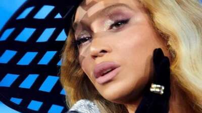 Beyonce’den Kamala Harris’e rekor bağış