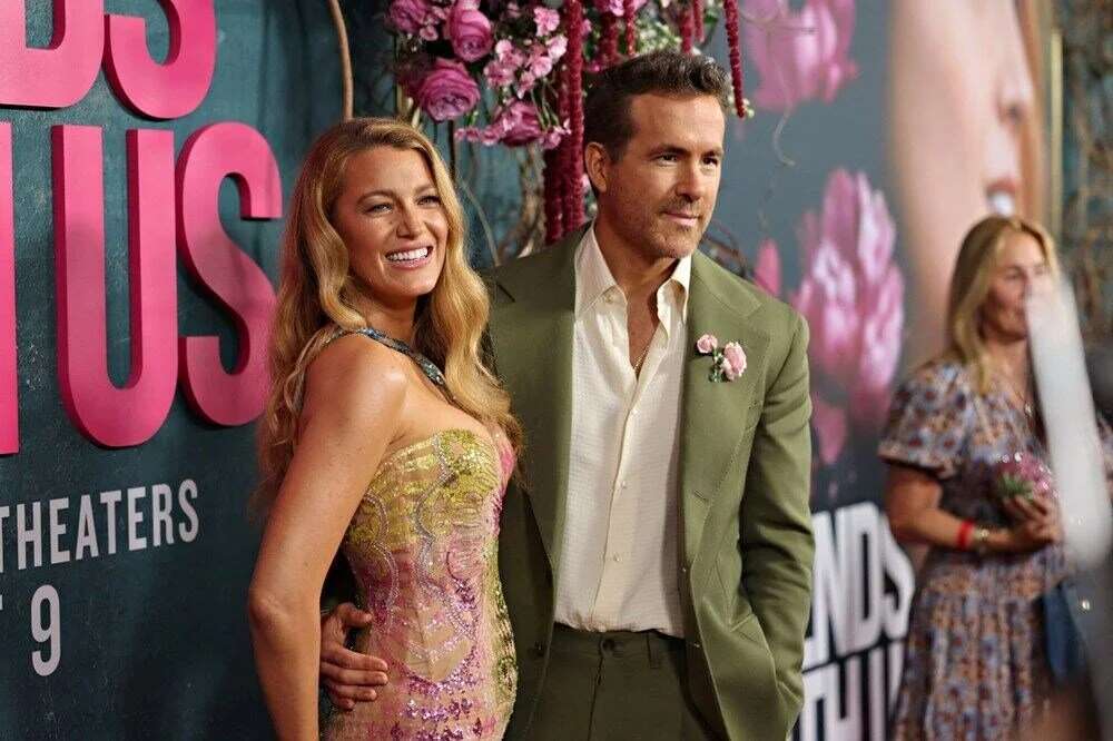 Britney Spears ile Blake Lively aynı elbiseyi giydi