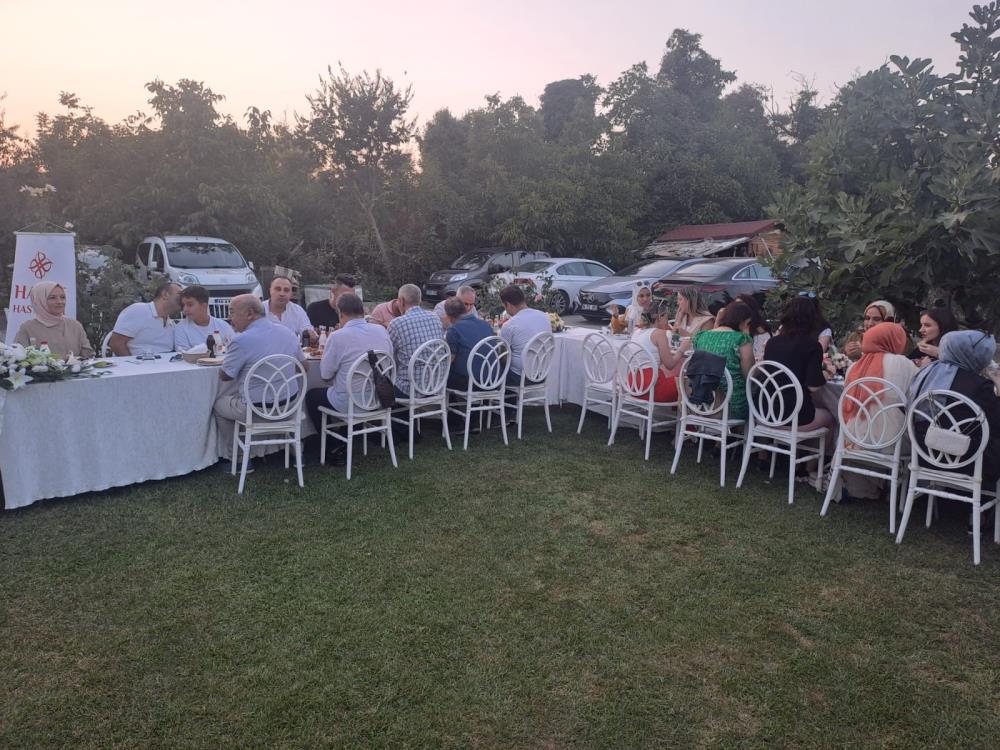 Bursa’da doktorlar yemekte buluştu